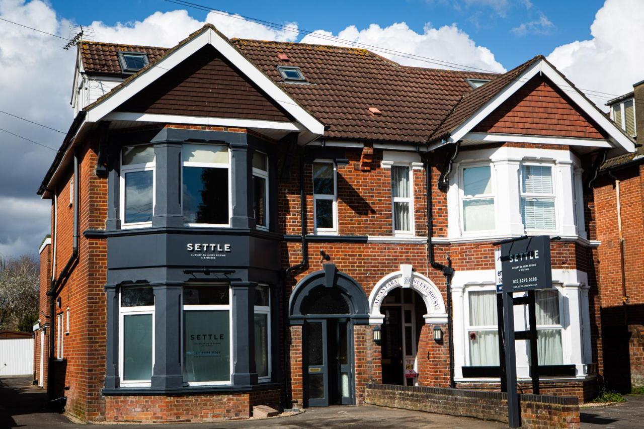 Settle Southampton - Stylish Self Check-In Rooms & Self Catering Suites Extérieur photo